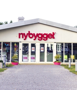 Nybygget entré